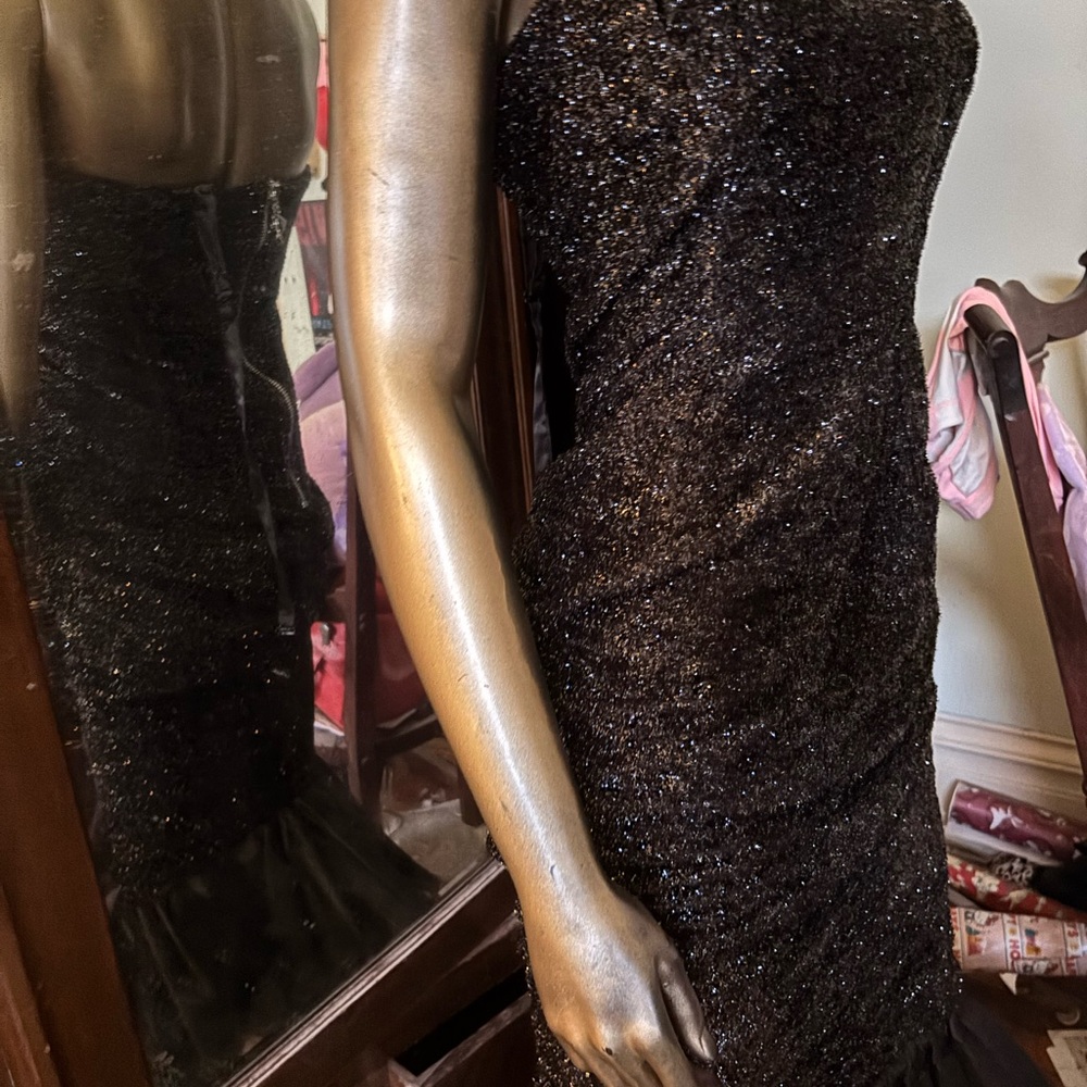 New Barbie brand dress - Picture 6 of 7